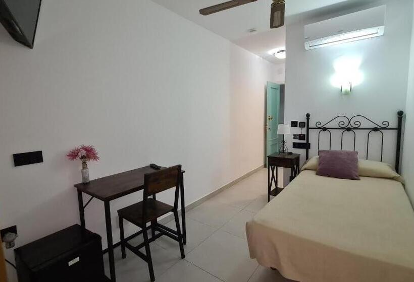 هتل San Sebastian Almunecar