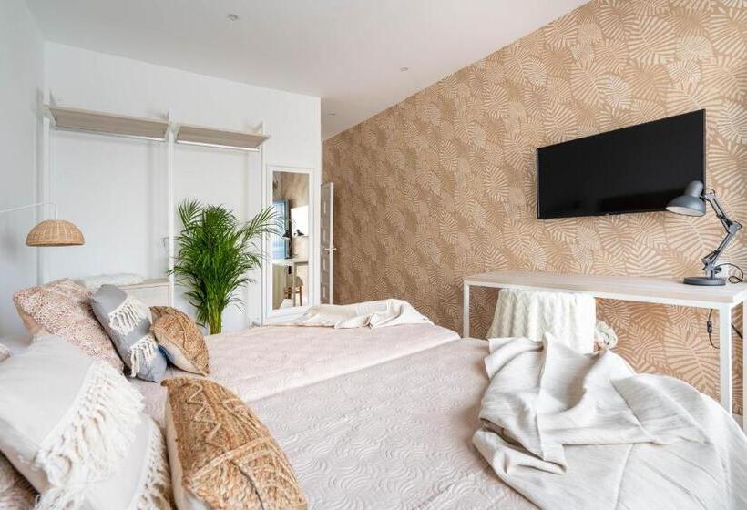 مسافرخانه Bf Rooms Carboneras