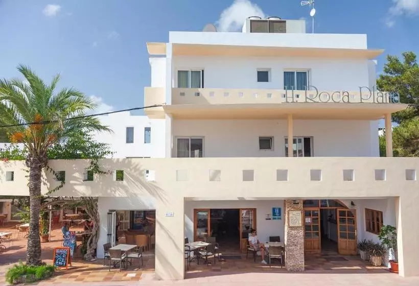 פונדק Roca Plana