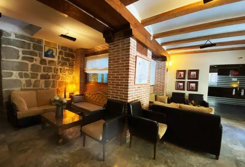 فندق El Rastro - Palacio Duque De Tamames