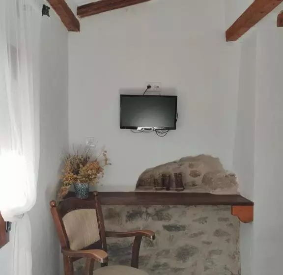 ホテル Hostal Refugio De Gredos