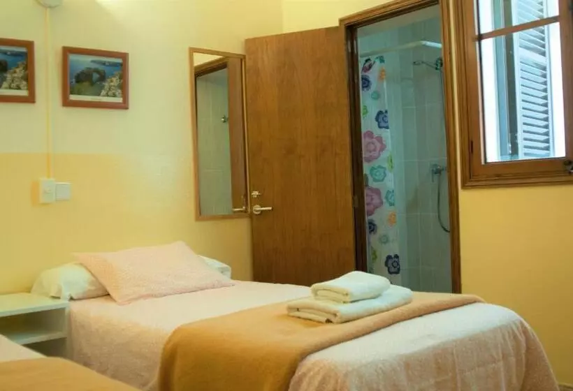 ホテル Hostal Atlanta