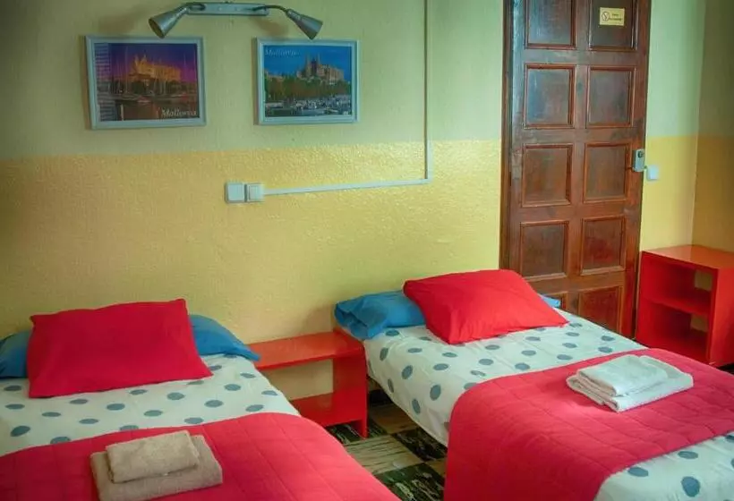 ホテル Hostal Atlanta