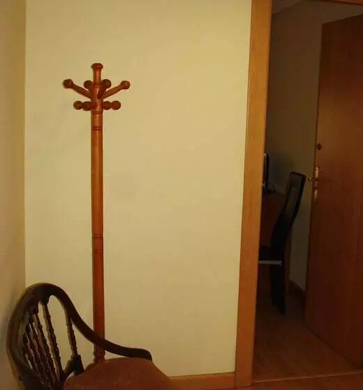 Отель Hostal álvarez