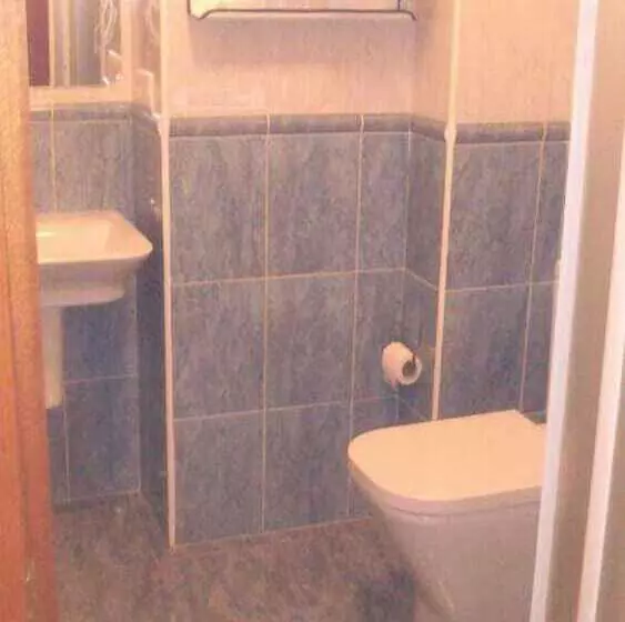 Отель Hostal álvarez