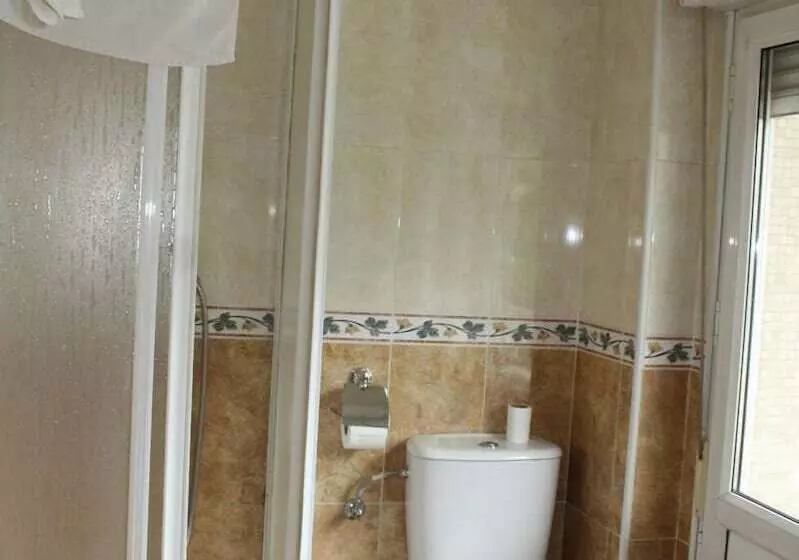 Отель Hostal álvarez