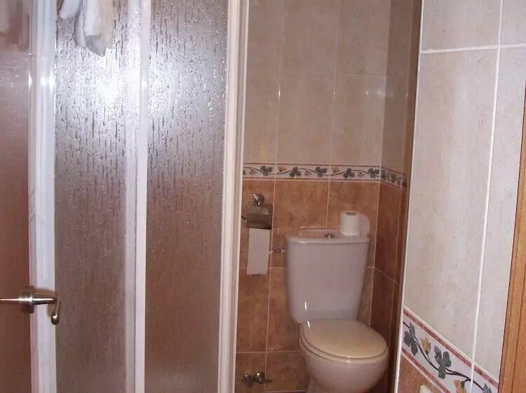 Отель Hostal álvarez