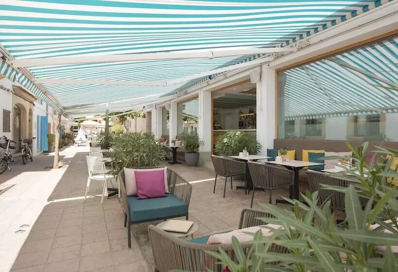 La Goleta Hotel De Mar   Adults Only