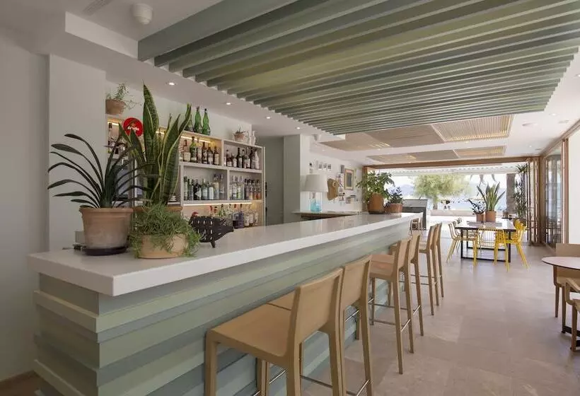 La Goleta Hotel De Mar   Adults Only