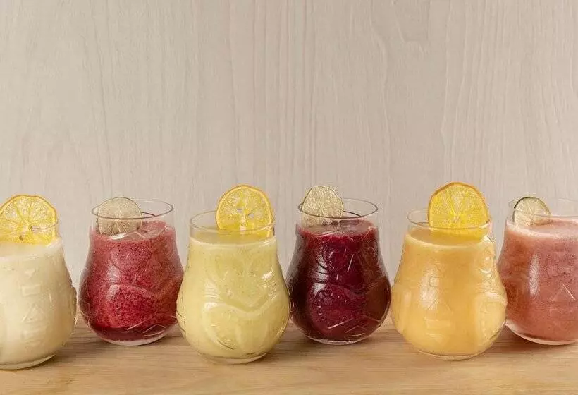 La Goleta Hotel De Mar   Adults Only