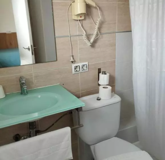 בית מלון כפרי Raxa