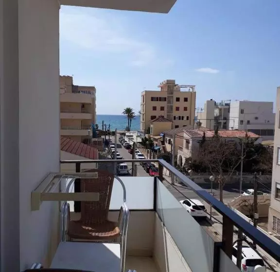 בית מלון כפרי Raxa