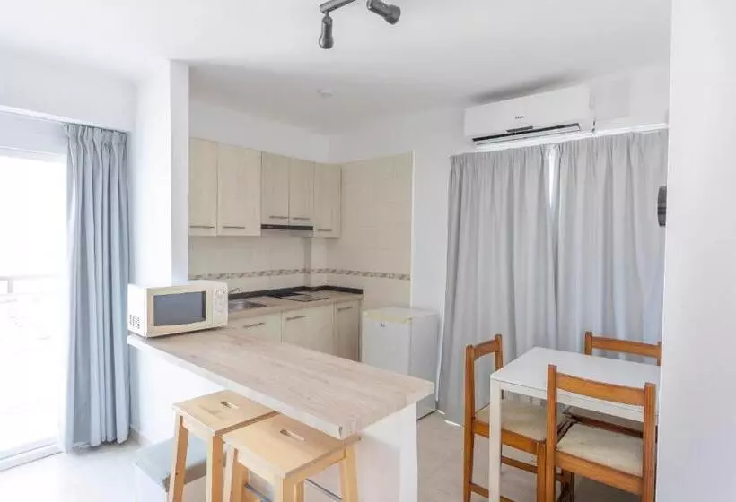 בית מלון כפרי Raxa