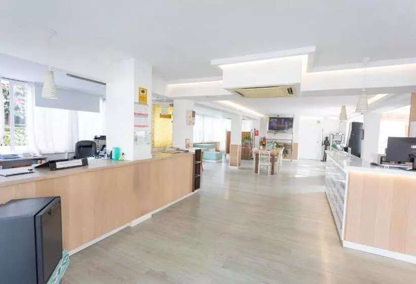 בית מלון כפרי Raxa