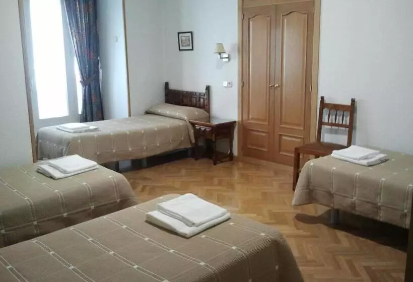 Hostal Biarritz