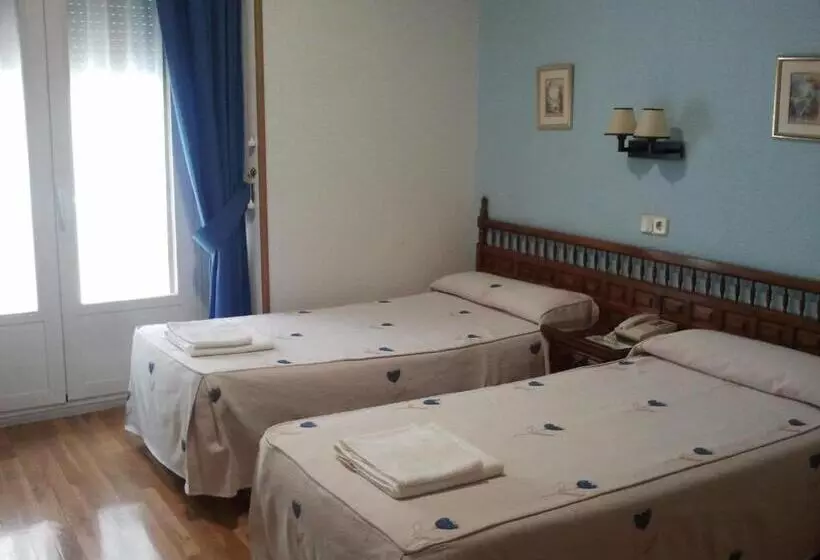 Hostal Biarritz