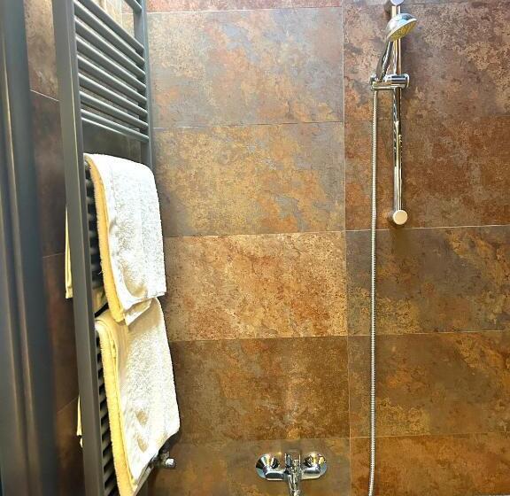 مسافرخانه La Posada D àneu By Rural D àneu