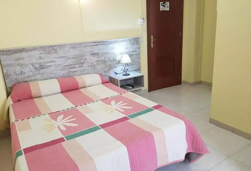 Hostal Virgen Del Rocío