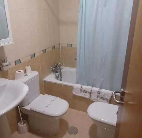 فندق 2 De Mayo 2