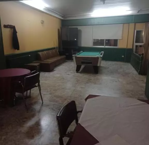 فندق 2 De Mayo 2