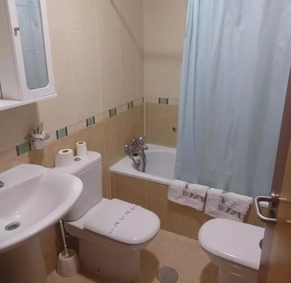 فندق 2 De Mayo 2