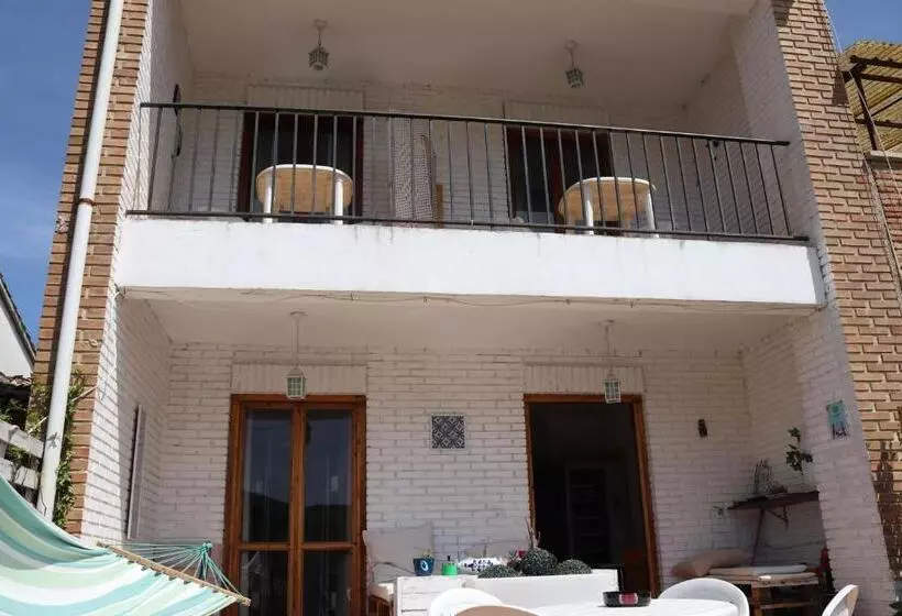 Отель Albergue Puente Para Peregrinos