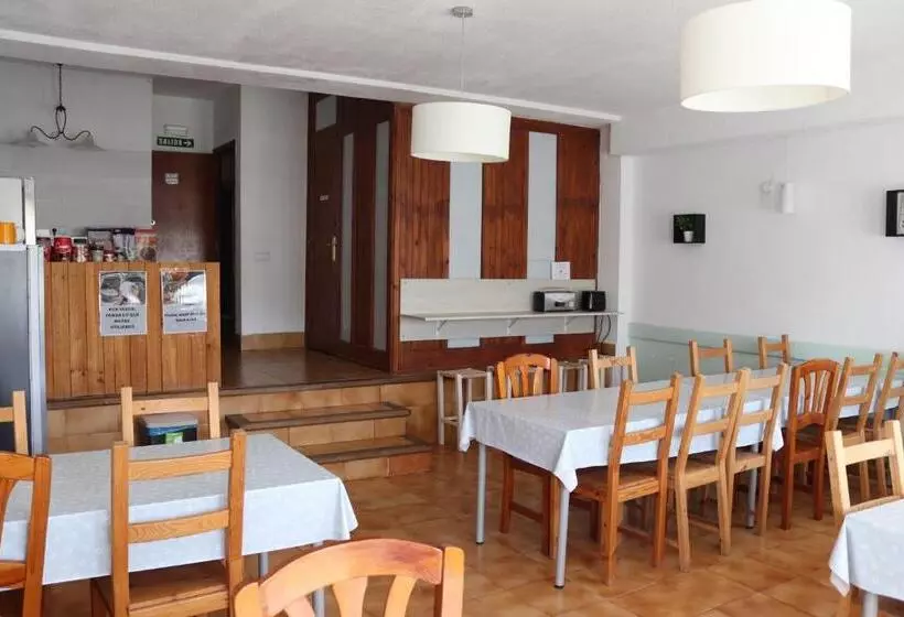 Отель Albergue Puente Para Peregrinos