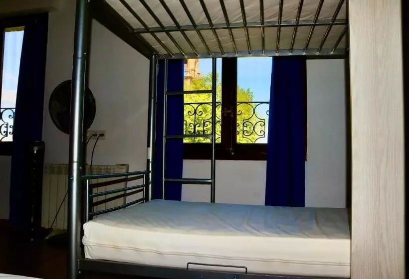 Отель Albergue Puente Para Peregrinos
