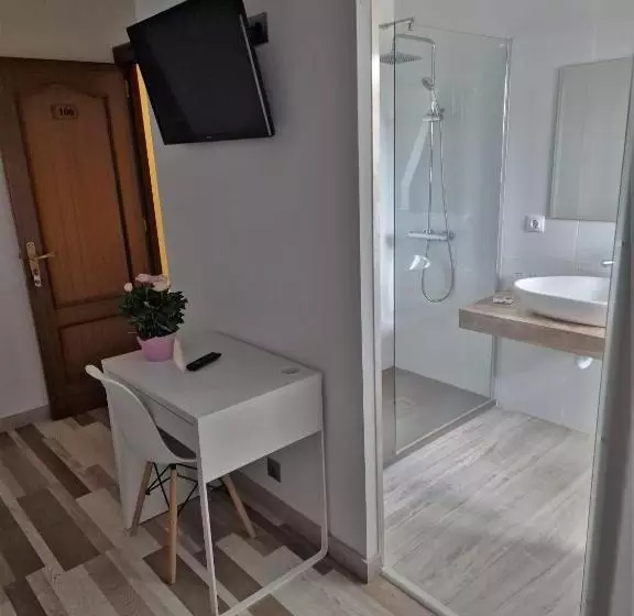 Отель Area Serrano