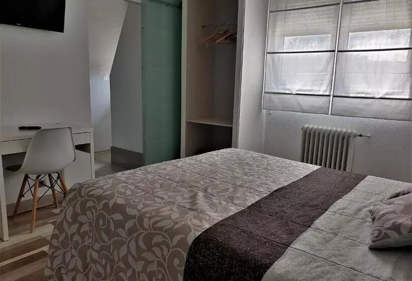 Отель Area Serrano