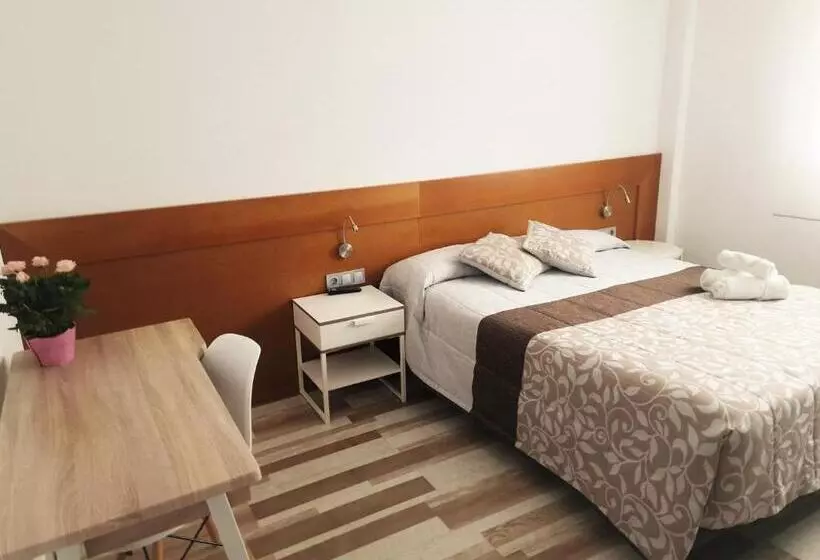 Отель Area Serrano