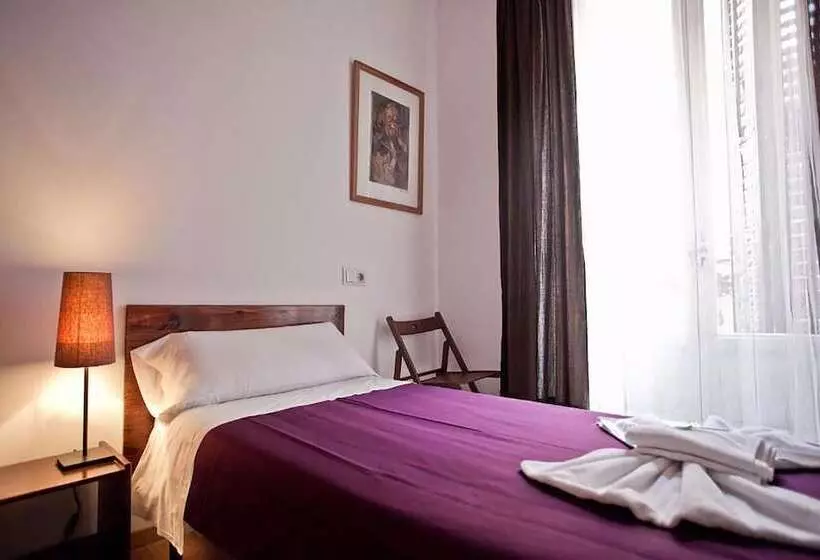 هتل Hostal A  Nuestra Senora De La Paloma