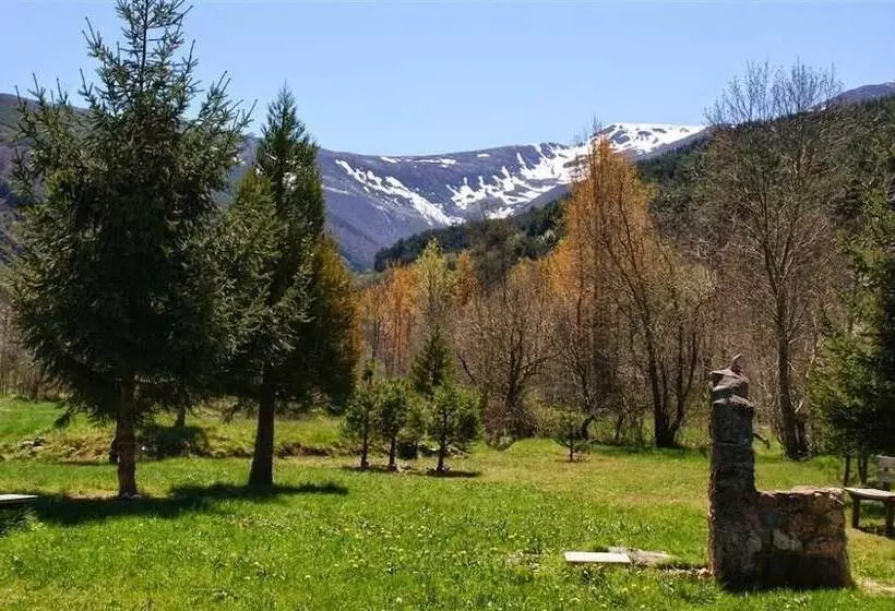 فندق Hostal Adela