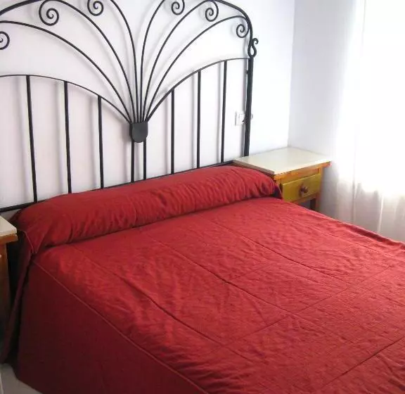 Отель La Malagueña By Croma