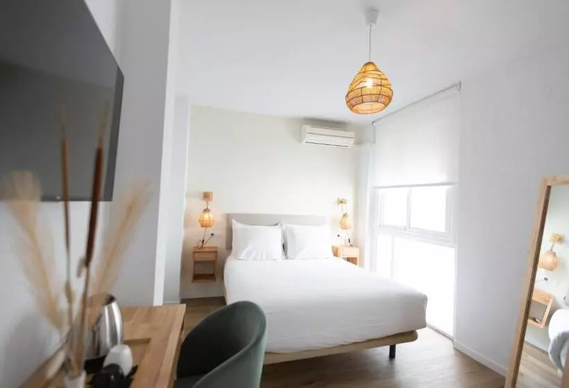 Отель La Malagueña By Croma