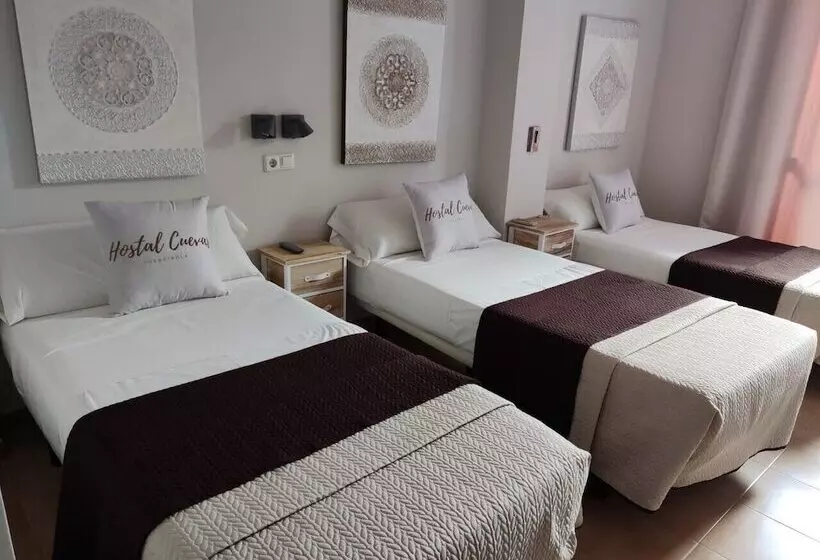 Szálloda Hostal Cuevas
