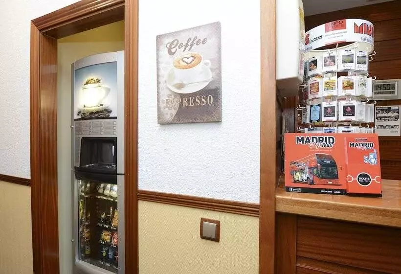 هتل Hostal Edreira