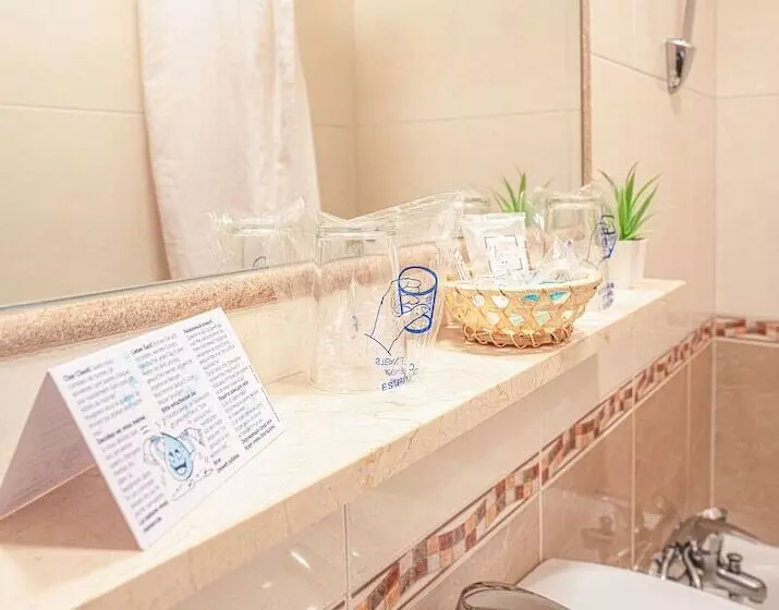 هتل Hostal Edreira