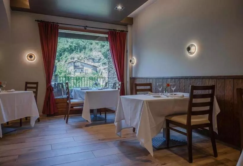 ホテル Hostal Estrella