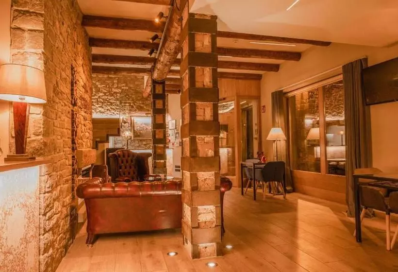 ホテル Hostal Estrella