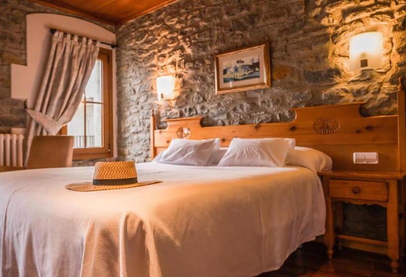 Отель Hostal Estrella