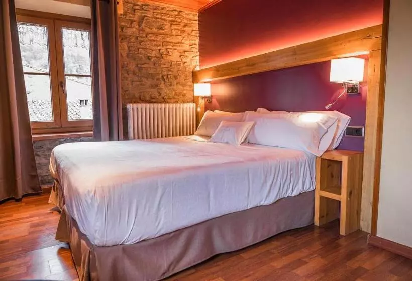 ホテル Hostal Estrella