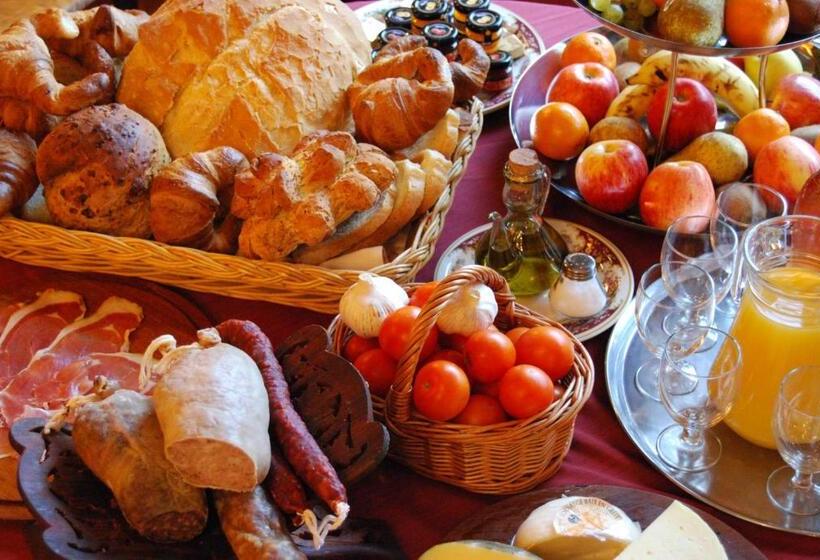 Отель Hostal Estrella