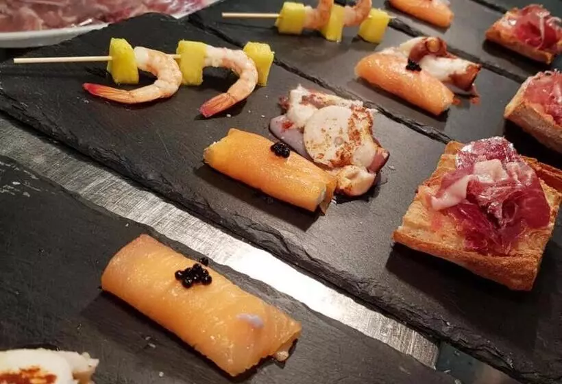 ホテル Hostal Estrella