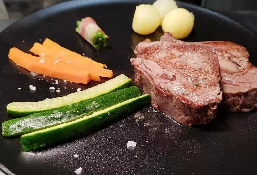 ホテル Hostal Estrella