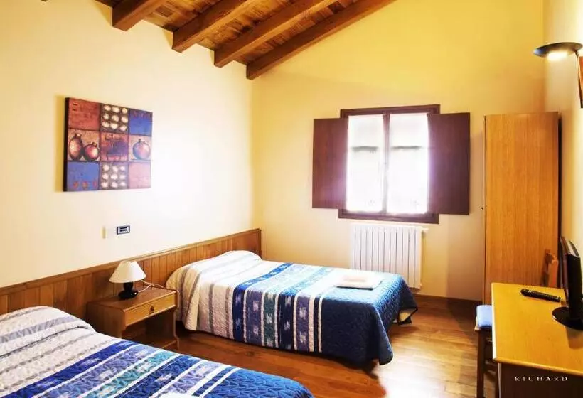 호텔 Hostal Musunzar