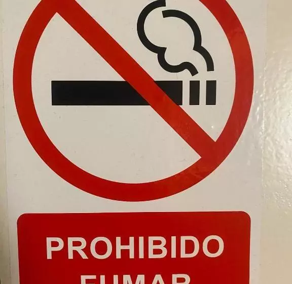 هتل Hostal Retiro