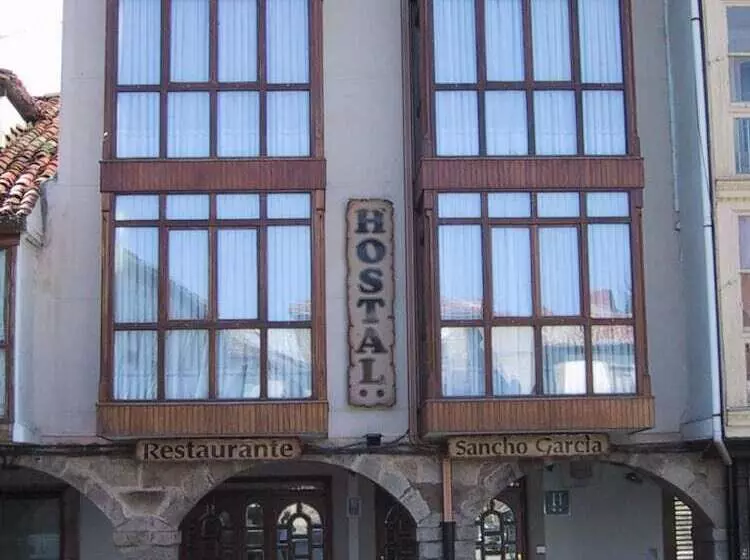 Отель Hostal Sancho Garcia