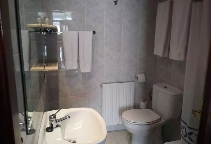 Отель Hostal Sancho Garcia