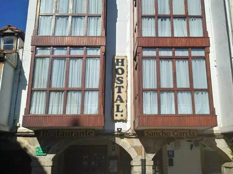 Отель Hostal Sancho Garcia